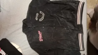 Chaqueta estilo universitario negra/azul