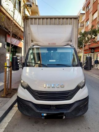 iveco daily camion carrozado