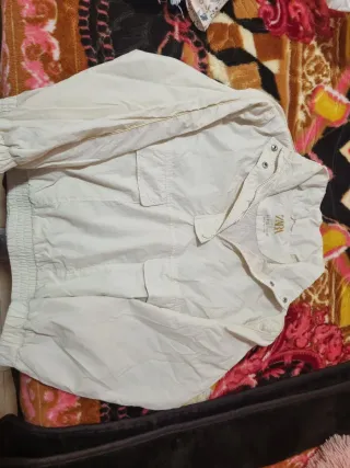 Chaqueta Zara niña beige Talla 9-10