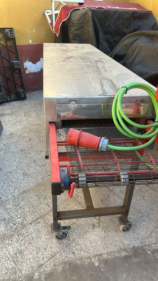 Horno de cinta para pizzas