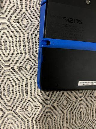 Nintendo 2DS azul