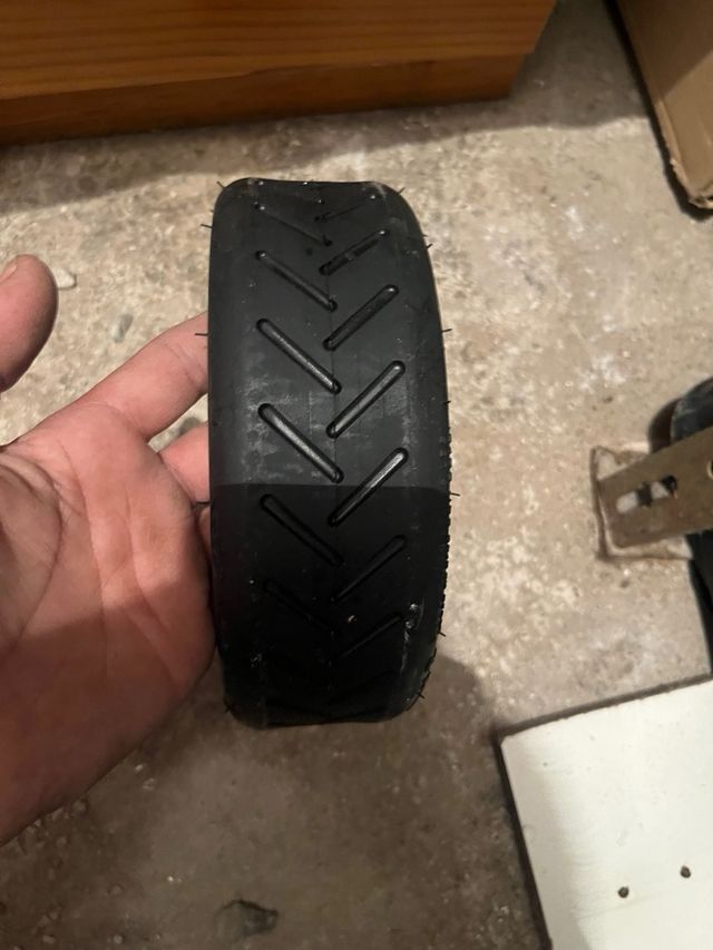 Rueda completa (Cámara y cubierta ) 
Xiami M365