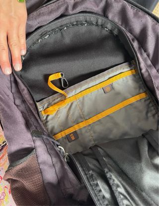 Mochila The North Face Gris