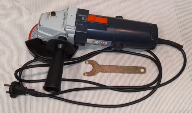 Radial Acter 580W para discos de 115mm