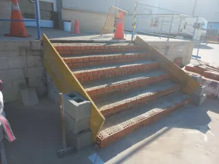 Pintura, albanileria, pladur, alicatado y solado.