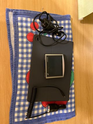 GPS TomTom con cargador