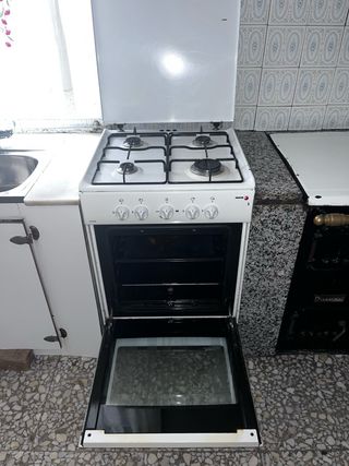 Cocina y horno de gas butano Fagor