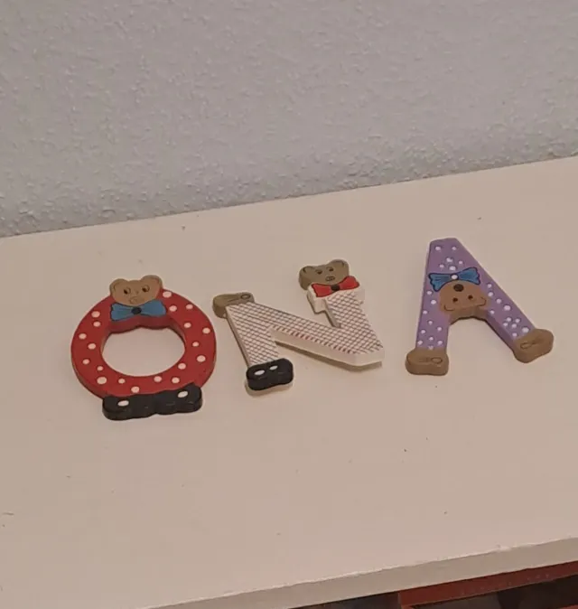 Letras decorativas infantiles  madera, ONA o SONIA