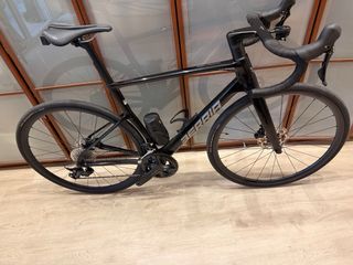Bicicleta Berria Belador  105 Pro llantas carbono
