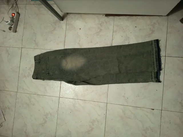 Pantalón baggy/flare nuevo