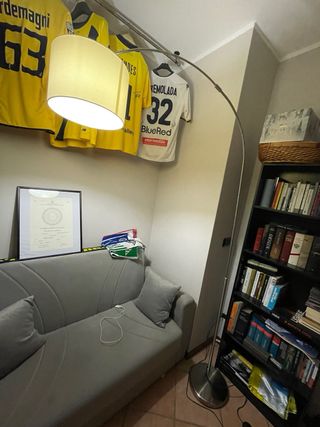 Lampada da terra design moderno