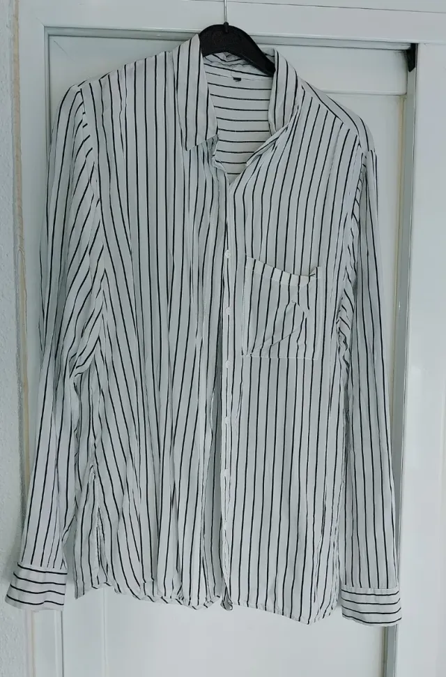 Camisa Rayas Blanco y Negro