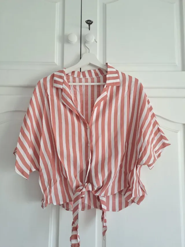 Camisa rayas rosa y blanca