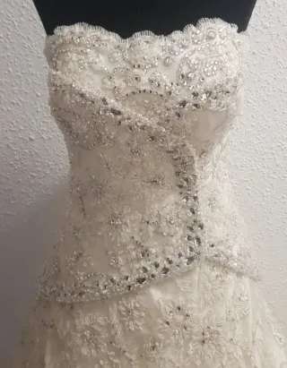 Vestido de Novia Blanco con Pedrería