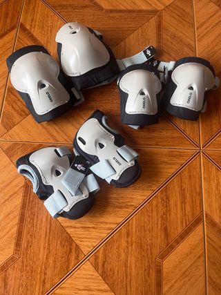 Patines en línea morados y grises talla 30-33