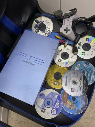 Consola Playstation 2 Azul + 8 Juegos