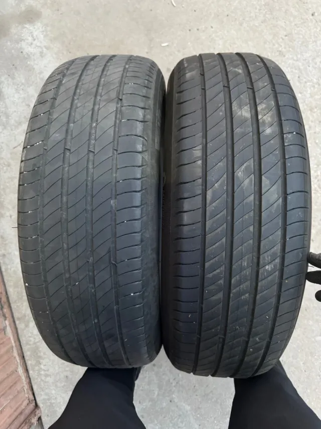 2 Neumáticos Michelin 215-65R17 103V