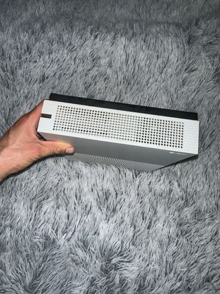 Xbox One S Blanca sin mando 