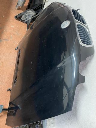 Capó BMW Compact 