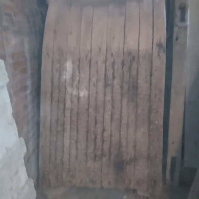 Trillo antiguo de madera