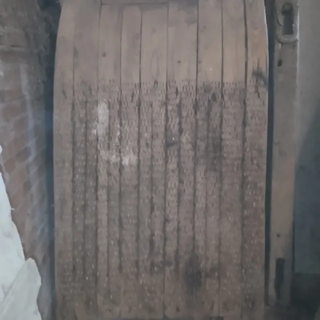 Trillo antiguo de madera