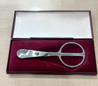 Tagliasigari in acciaio