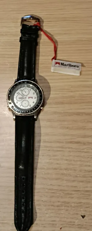 Reloj Marlboro Racing Chronograph. Nuevo