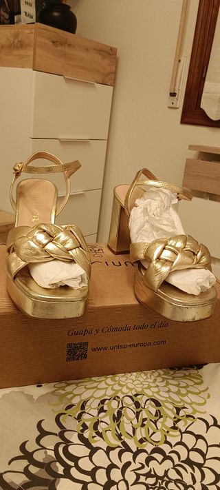 Sandalias plataforma piel Unisa 