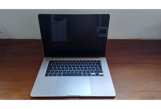 MacBook Air 15 - Chip M3 - 8GB RAM –512Gb