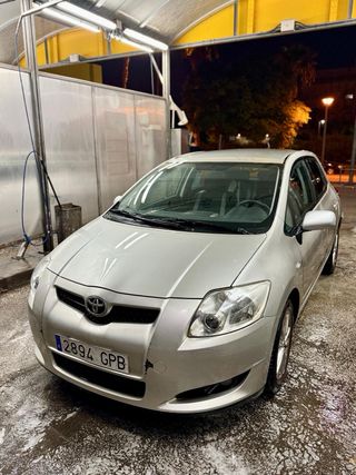 Toyota Auris 2010