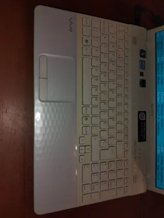 Sony Vaio PCG-71811M i3
