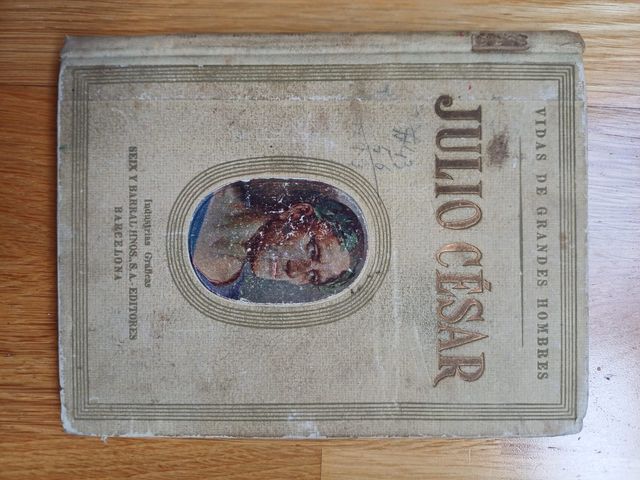 Vidas de Grandes Hombres. Julio cesar