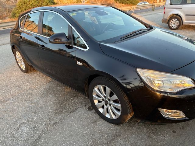 Opel Astra 2010