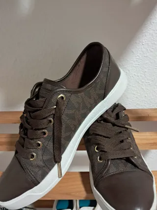 Zapatillas Michael Kors Marrón