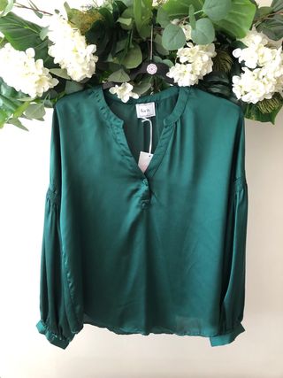 Blusa verde elegante