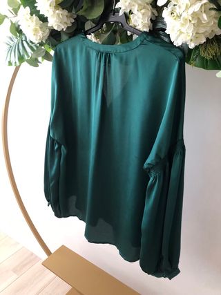 Blusa verde elegante