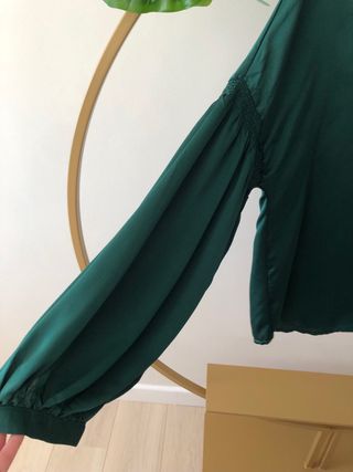 Blusa verde elegante