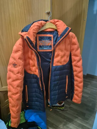 Plumífero Superdry Naranja y Azul