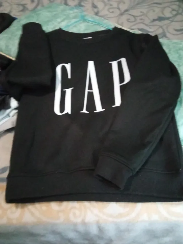 Sudadera GAP Negra