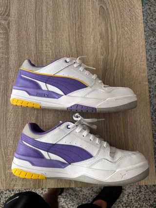Zapatillas Puma Blancas y Moradas