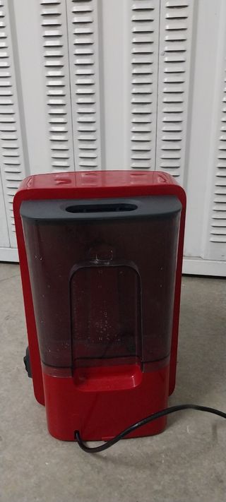 Cafetera Bosch Roja se
En  Beun estado 