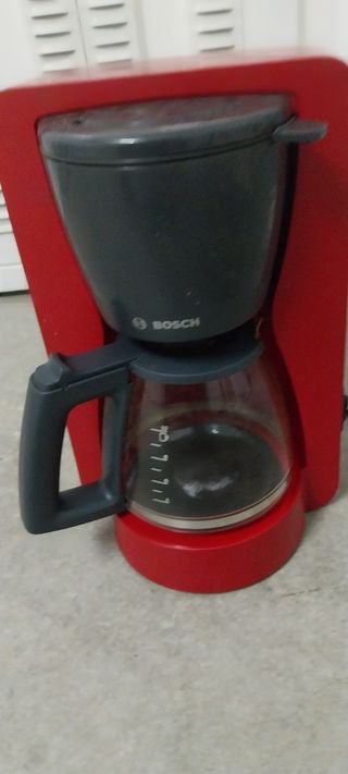 Cafetera Bosch Roja se
En  Beun estado 
