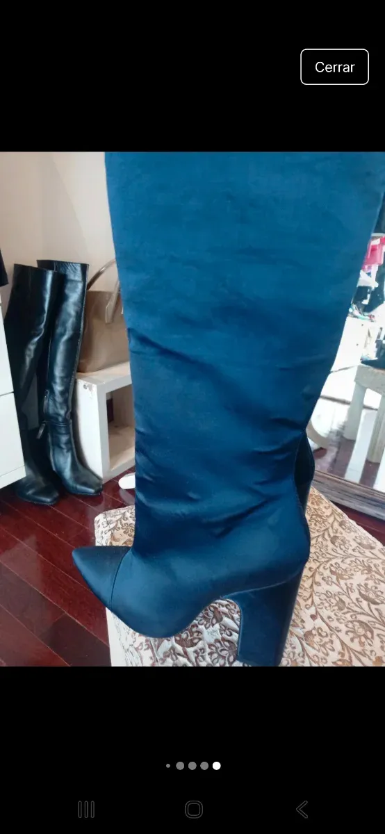 Botas altas Zara Talla 37.
Son espectaculares.