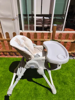 Trona reclinable bebé doble bandeja