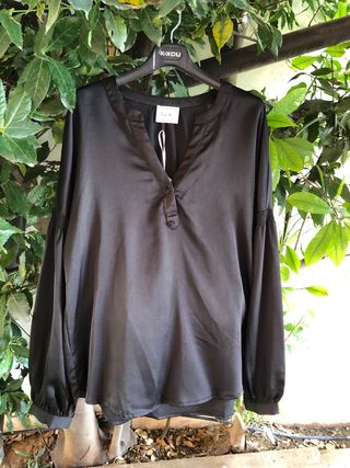 Blusa Negra Glamour