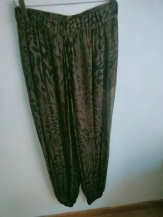 Pantalón bombacho Zara Talla S