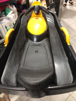 Trineo con volante y freno
