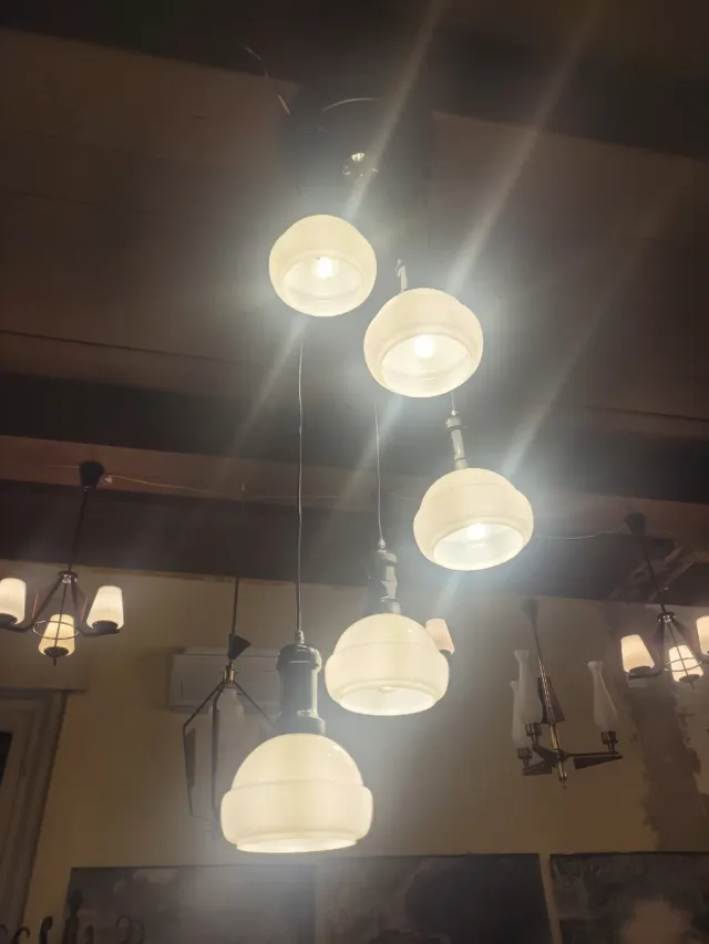 Lampada a sospensione anni '70 vetro e metallo