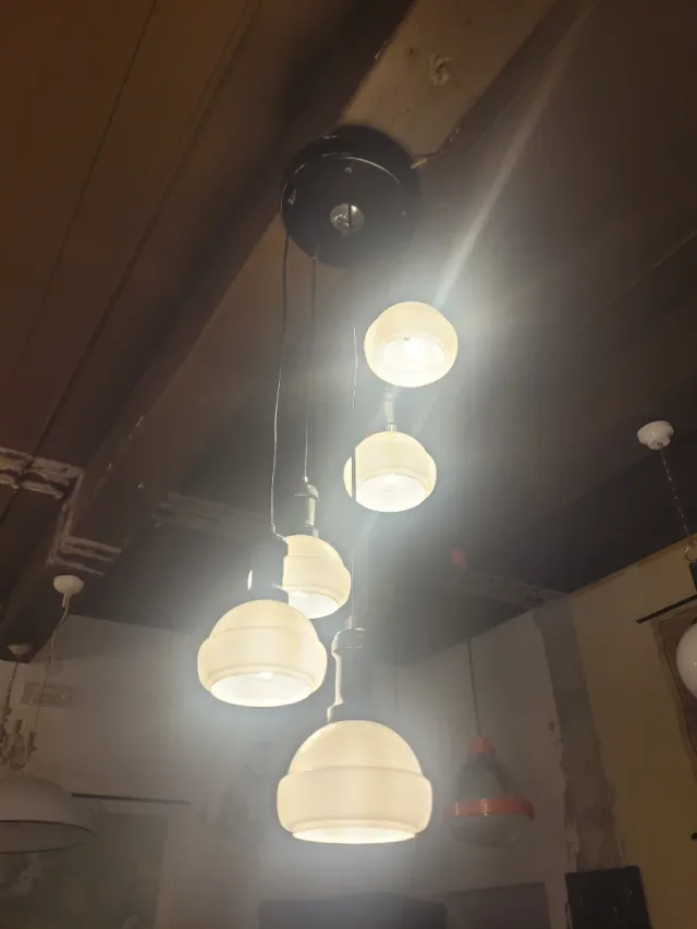 Lampada a sospensione anni '70 vetro e metallo