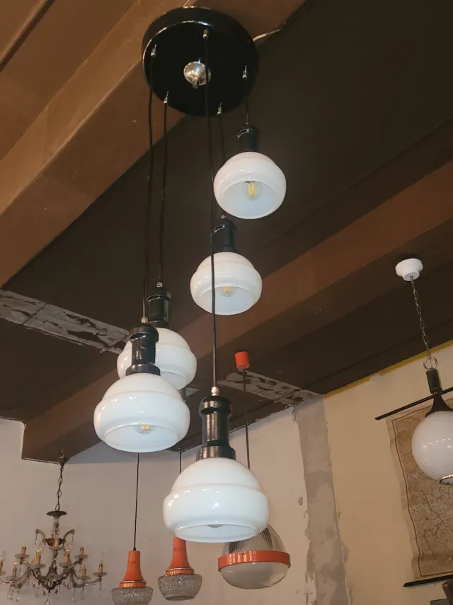 Lampada a sospensione anni '70 vetro e metallo